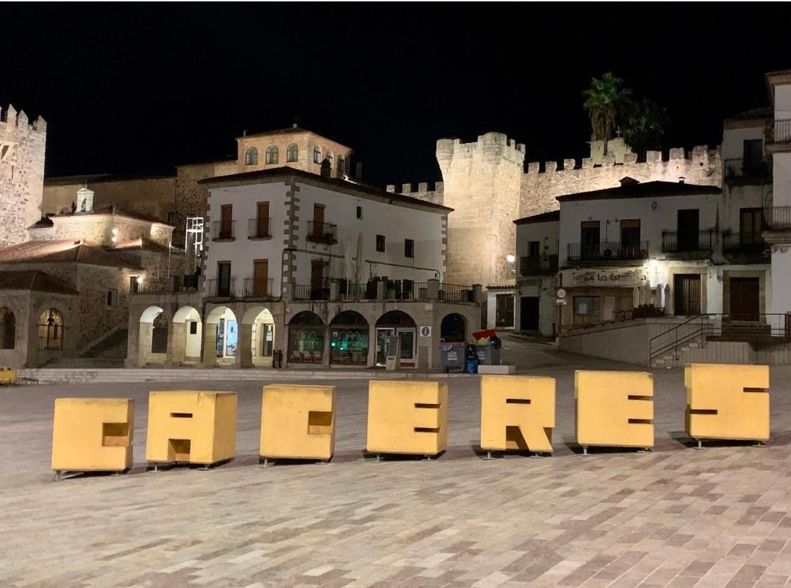 Puerta De Caceres Apartamento 4 Exteriör bild